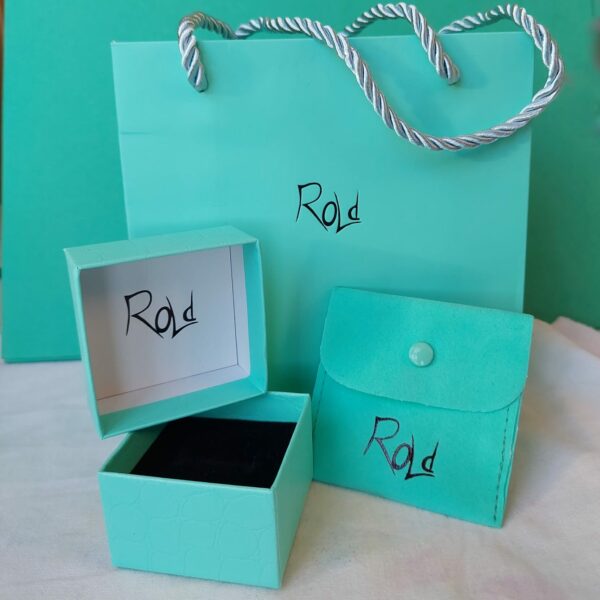 Confezione regalo con sacchetto e scatolina